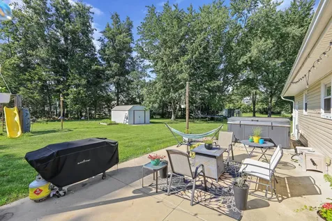 380 Northwood Salem IL 62881