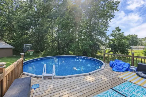 380 Northwood Salem IL 62881