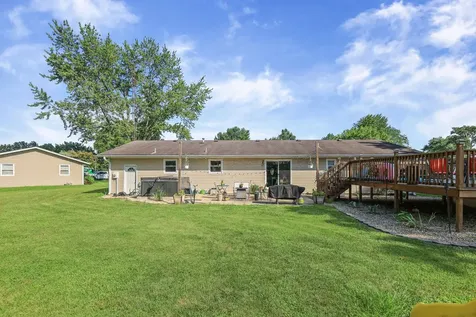 380 Northwood Salem IL 62881