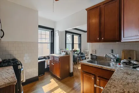 6705 21ST Street Berwyn IL 60402