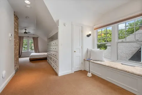 2712 Harrison Street Evanston IL 60201