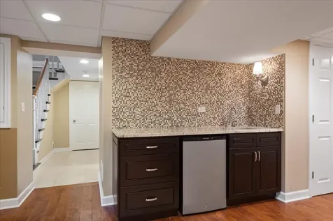 2712 Harrison Street Evanston IL 60201