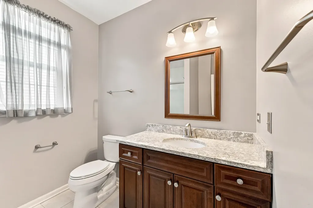 13470 Crestview Drive Huntley IL 60142