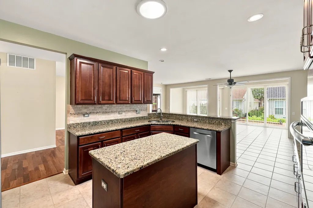 13470 Crestview Drive Huntley IL 60142