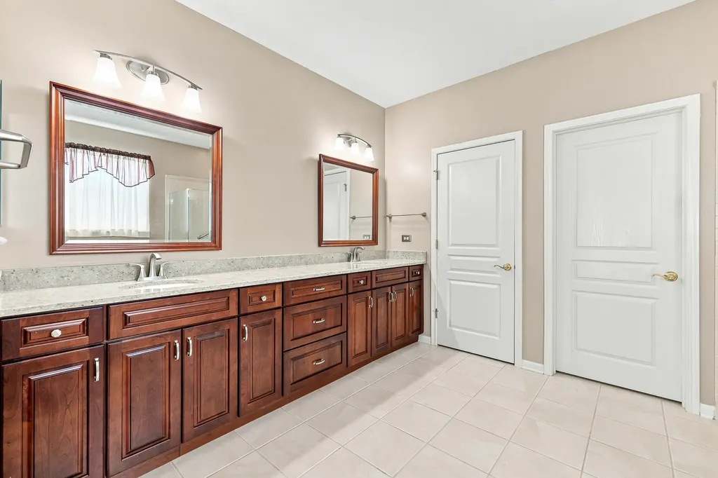 13470 Crestview Drive Huntley IL 60142