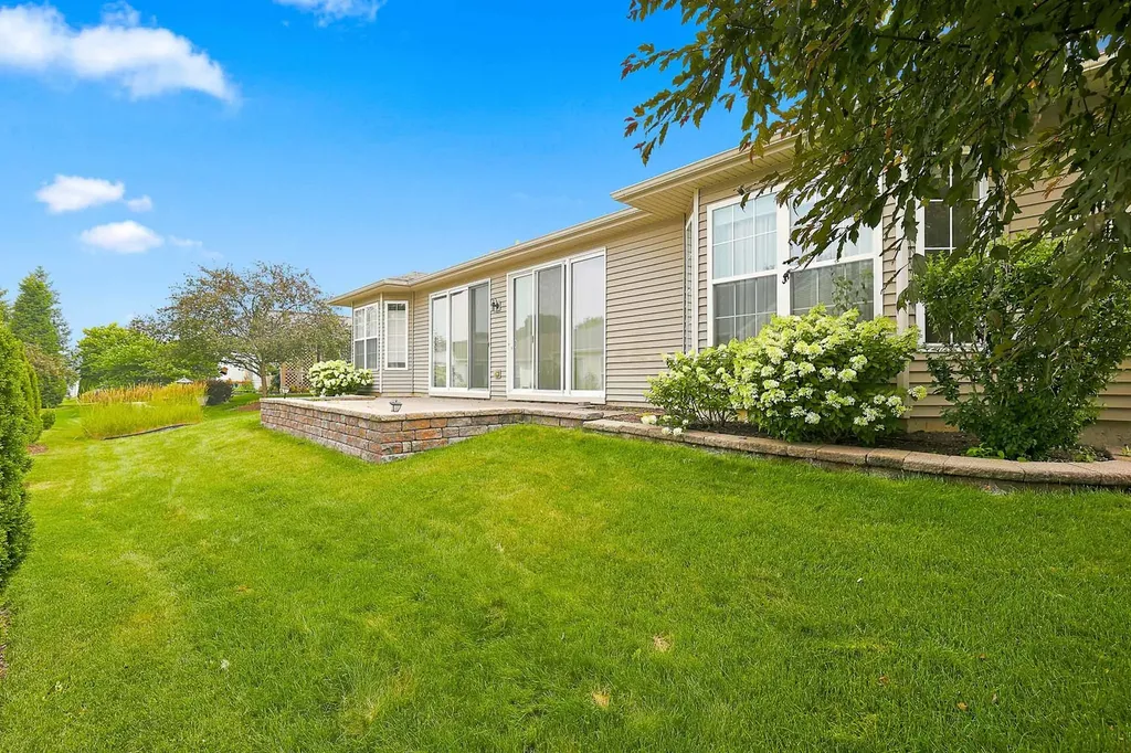 13470 Crestview Drive Huntley IL 60142