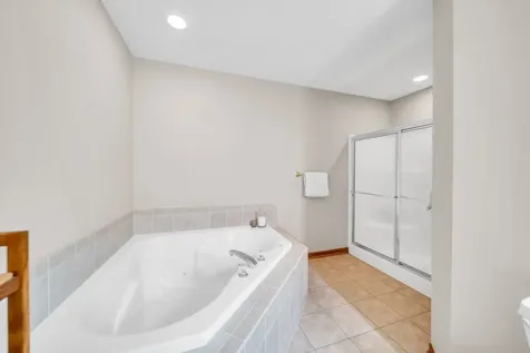 525 Linden Court Geneva IL 60134