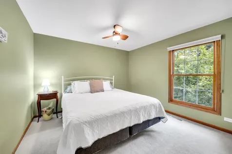 525 Linden Court Geneva IL 60134