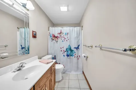 525 Linden Court Geneva IL 60134