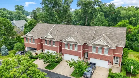 525 Linden Court Geneva IL 60134