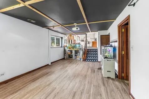 725 Old Post Road Buffalo Grove IL 60089