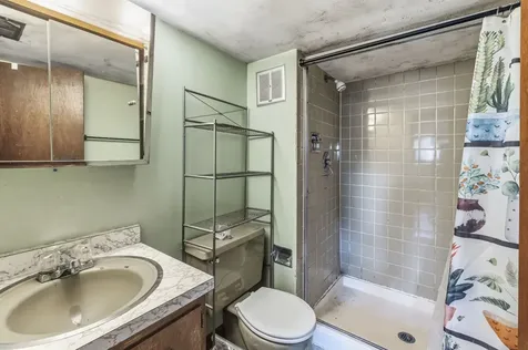725 Old Post Road Buffalo Grove IL 60089