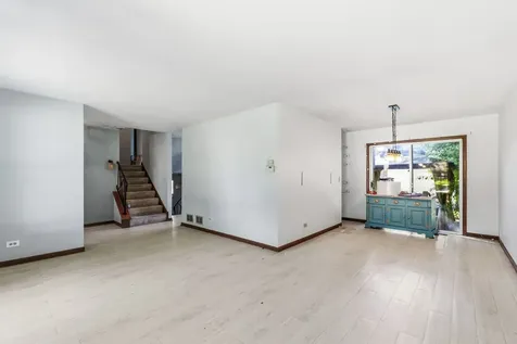 725 Old Post Road Buffalo Grove IL 60089