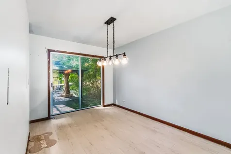 725 Old Post Road Buffalo Grove IL 60089