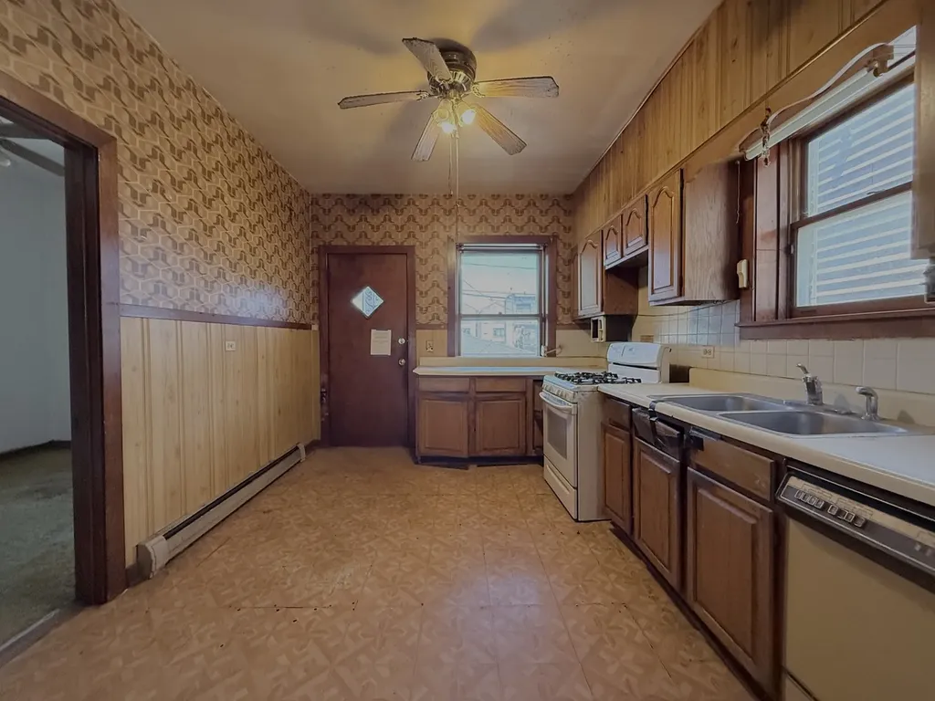 4818 West Jackson Boulevard Chicago IL 60644