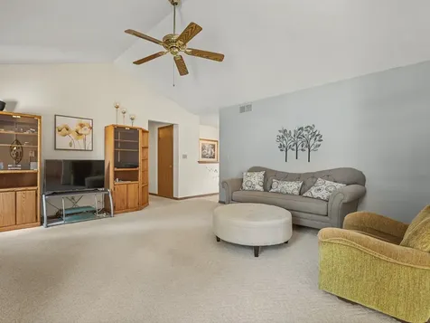 5870 Candover Road Loves Park IL 61111