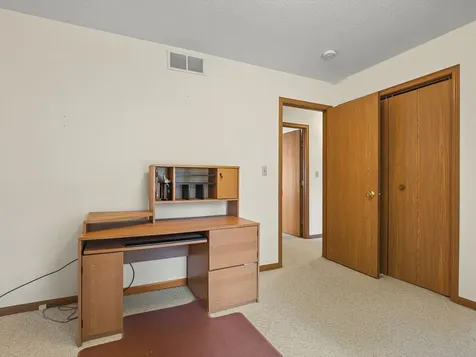 5870 Candover Road Loves Park IL 61111