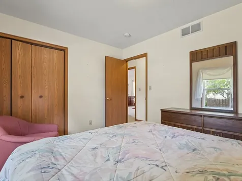 5870 Candover Road Loves Park IL 61111