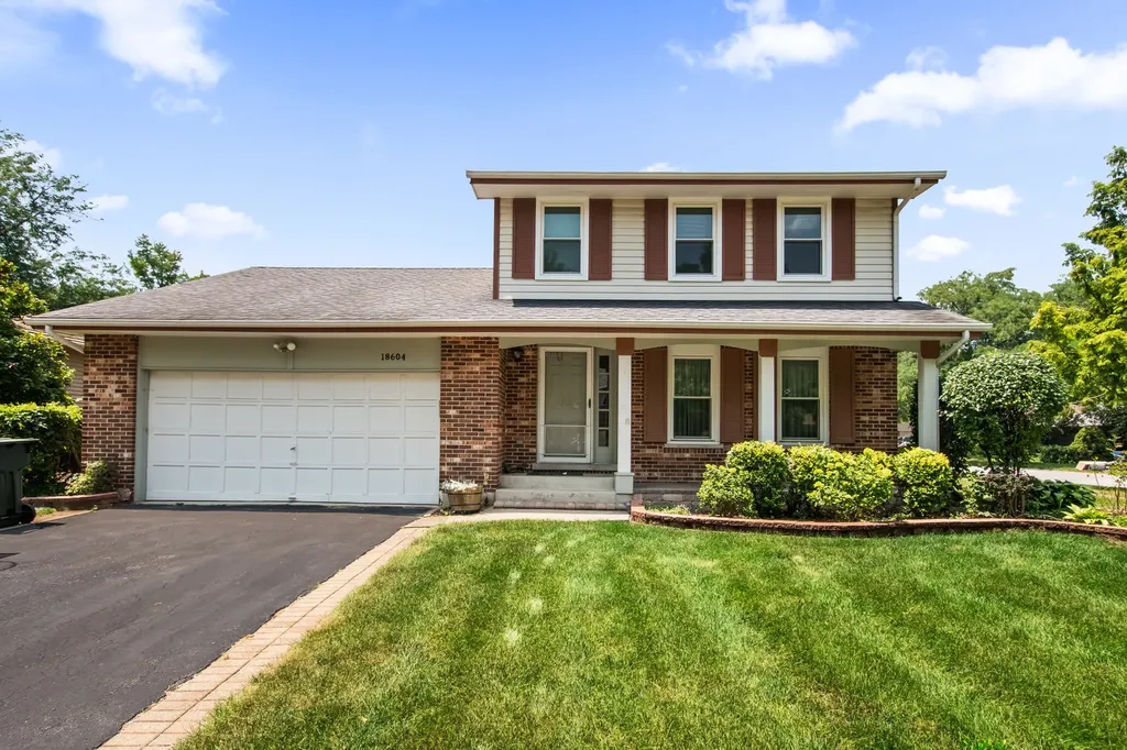 18604 Carpenter Street Homewood IL 60430