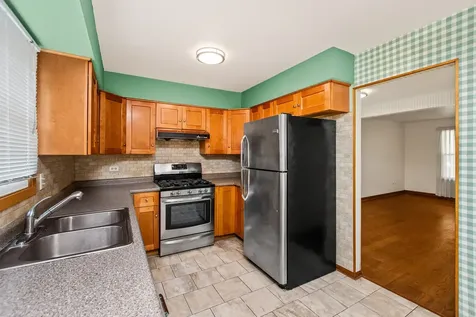 18604 Carpenter Street Homewood IL 60430