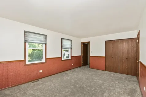 18604 Carpenter Street Homewood IL 60430