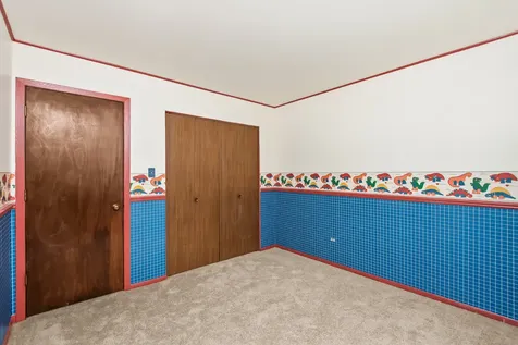 18604 Carpenter Street Homewood IL 60430