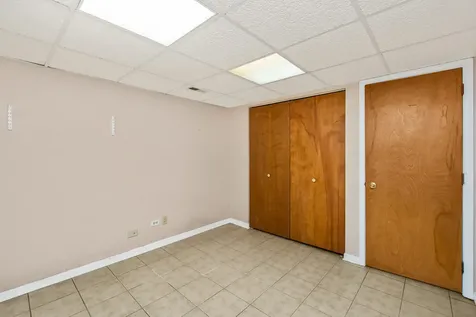 18604 Carpenter Street Homewood IL 60430