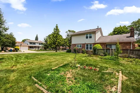 18604 Carpenter Street Homewood IL 60430