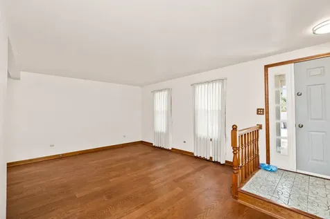 18604 Carpenter Street Homewood IL 60430