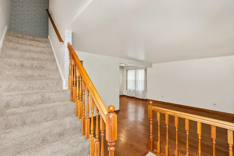 18604 Carpenter Street Homewood IL 60430