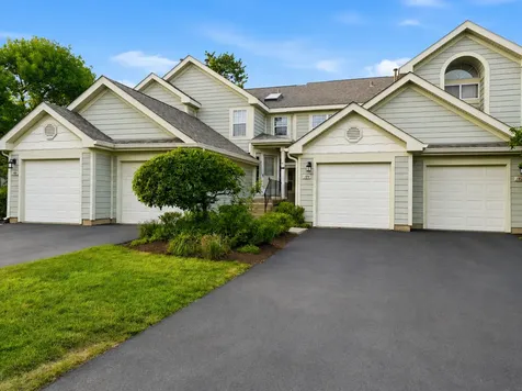 184 West Hamilton Drive Palatine IL 60067