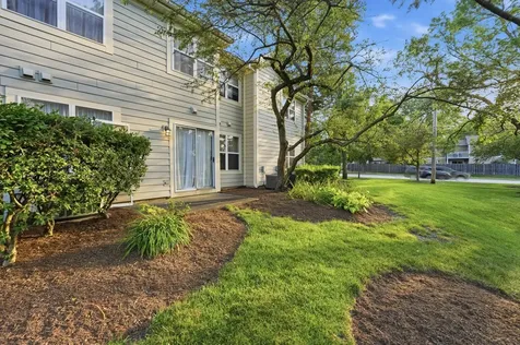 184 West Hamilton Drive Palatine IL 60067