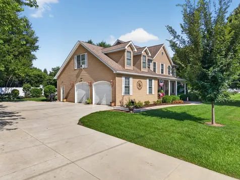 202 South Division Street Mark IL 61340