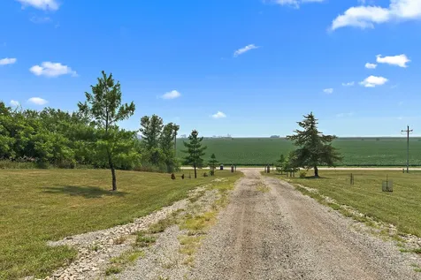 8726 East Goodfarm Road Gardner IL 60424