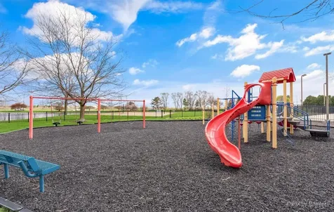 2479 Frost Drive Aurora IL 60504