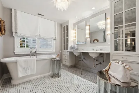 85 Sunset Place Lake Forest IL 60045