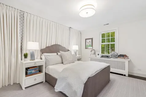 85 Sunset Place Lake Forest IL 60045