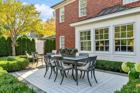 85 Sunset Place Lake Forest IL 60045