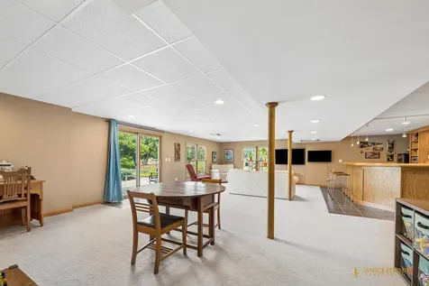 1102 Joseph Circle Johnsburg IL 60051