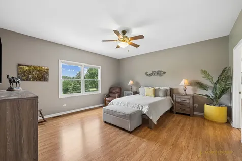 1102 Joseph Circle Johnsburg IL 60051