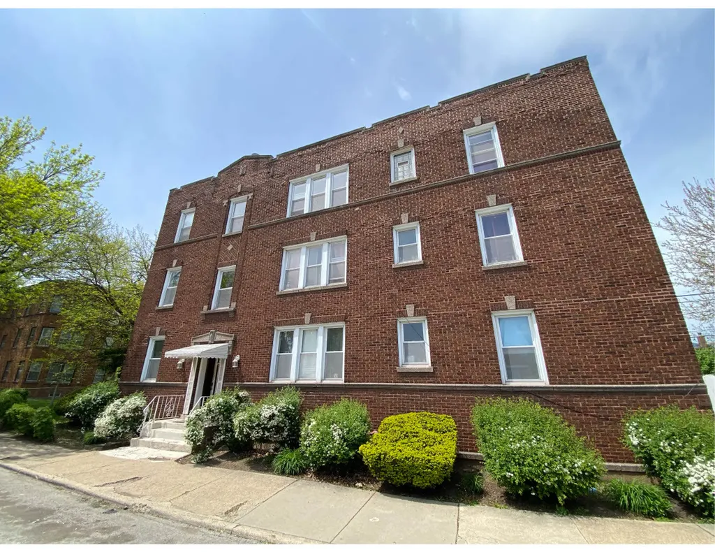 10856 South Avenue D Avenue Chicago IL 60617