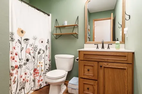 5649 Thribble Cross Roscoe IL 61073