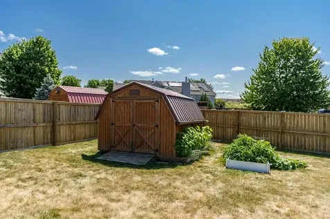 5649 Thribble Cross Roscoe IL 61073