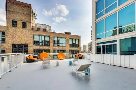 757 North Orleans Street Chicago IL 60654