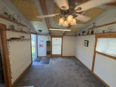 17 Sycamore Avenue Carpentersville IL 60110
