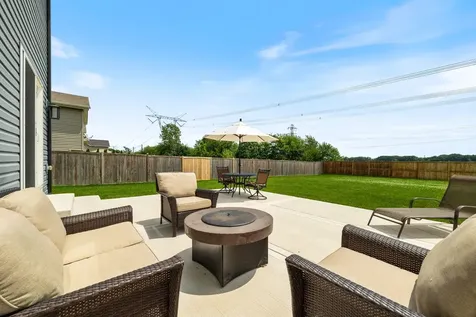 27329 West Deer Hollow Lane Channahon IL 60410