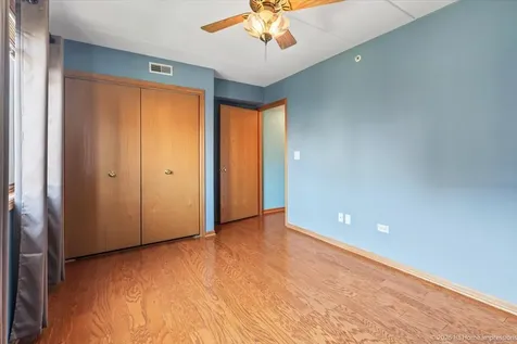 9420 South Melvina Avenue Oak Lawn IL 60453