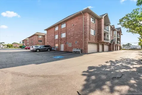 9420 South Melvina Avenue Oak Lawn IL 60453