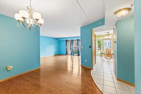 9420 South Melvina Avenue Oak Lawn IL 60453