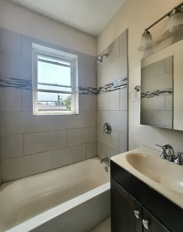 4817 North Springfield Avenue Chicago IL 60625